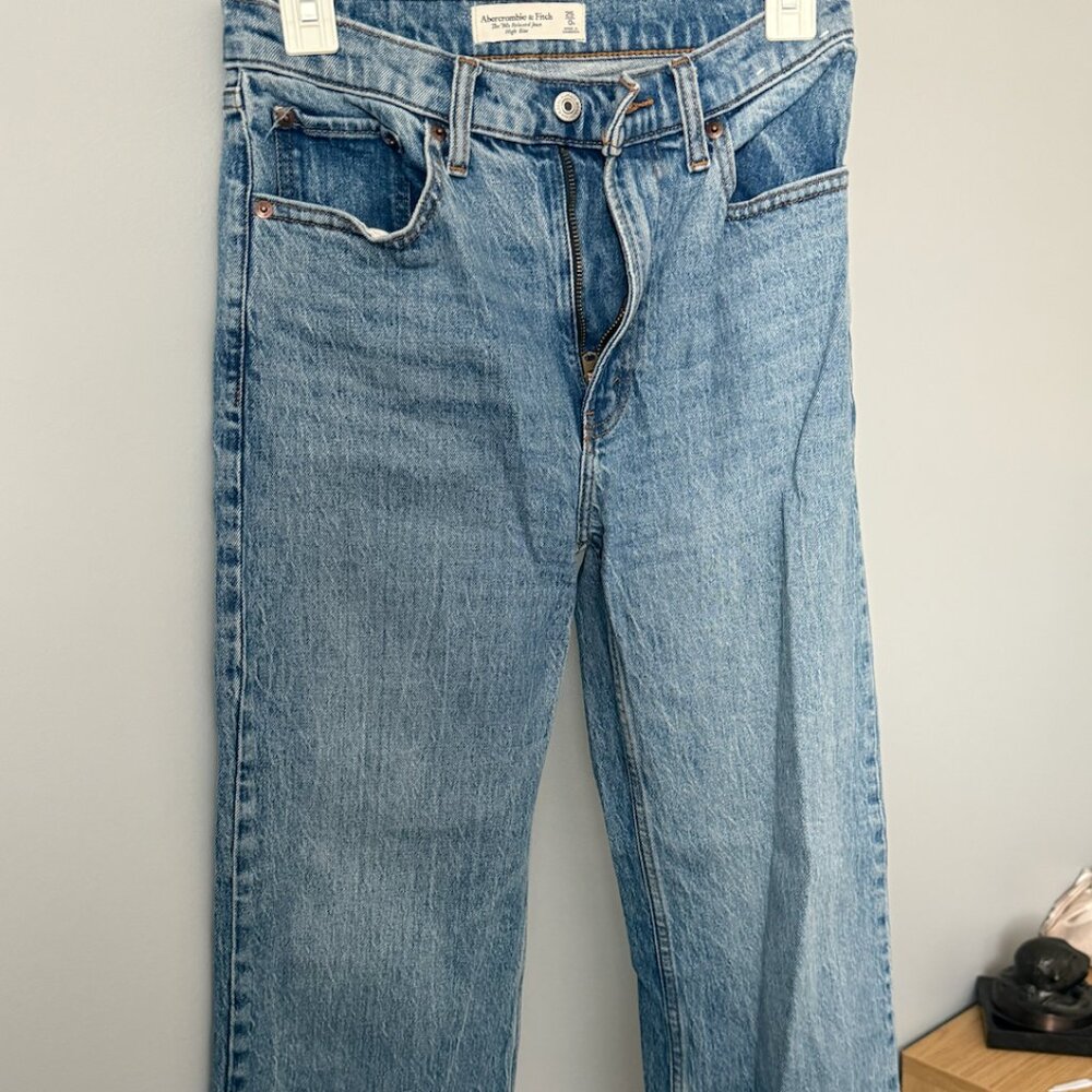 Abercrombie 90's relaxed high rise jeans